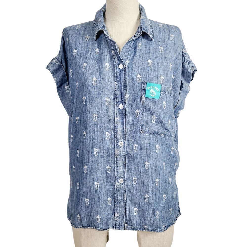 Rails Malibu Rum Logo Top S Blue Chambray Pineapple Print Button-Front Shirt